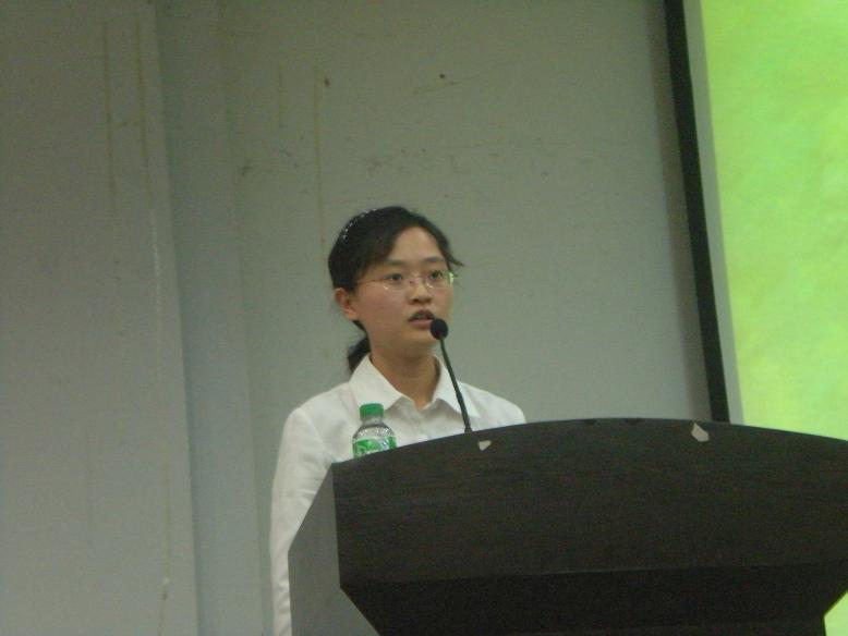 优秀教师代表汤琳